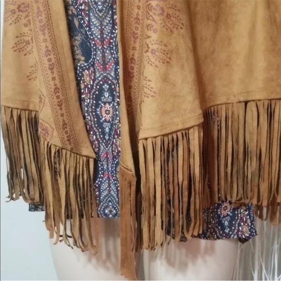 Hollister micro suede fringe poncho - Picture 5 of 7
